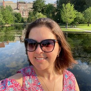 Meet your Posher, Eduarda